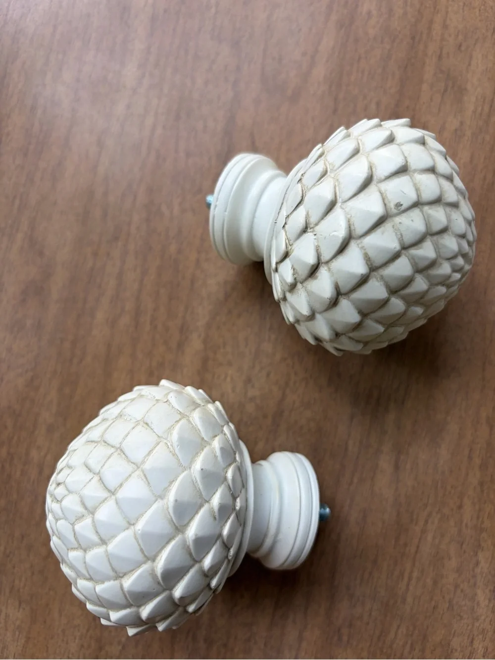 Decorative Carved White Finial Set - Pinecone/Artichoke Style